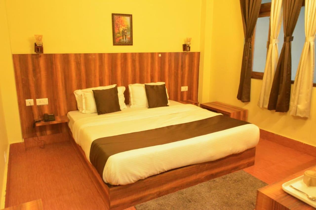Aurora Gangtok Hotel Ngoại thất bức ảnh