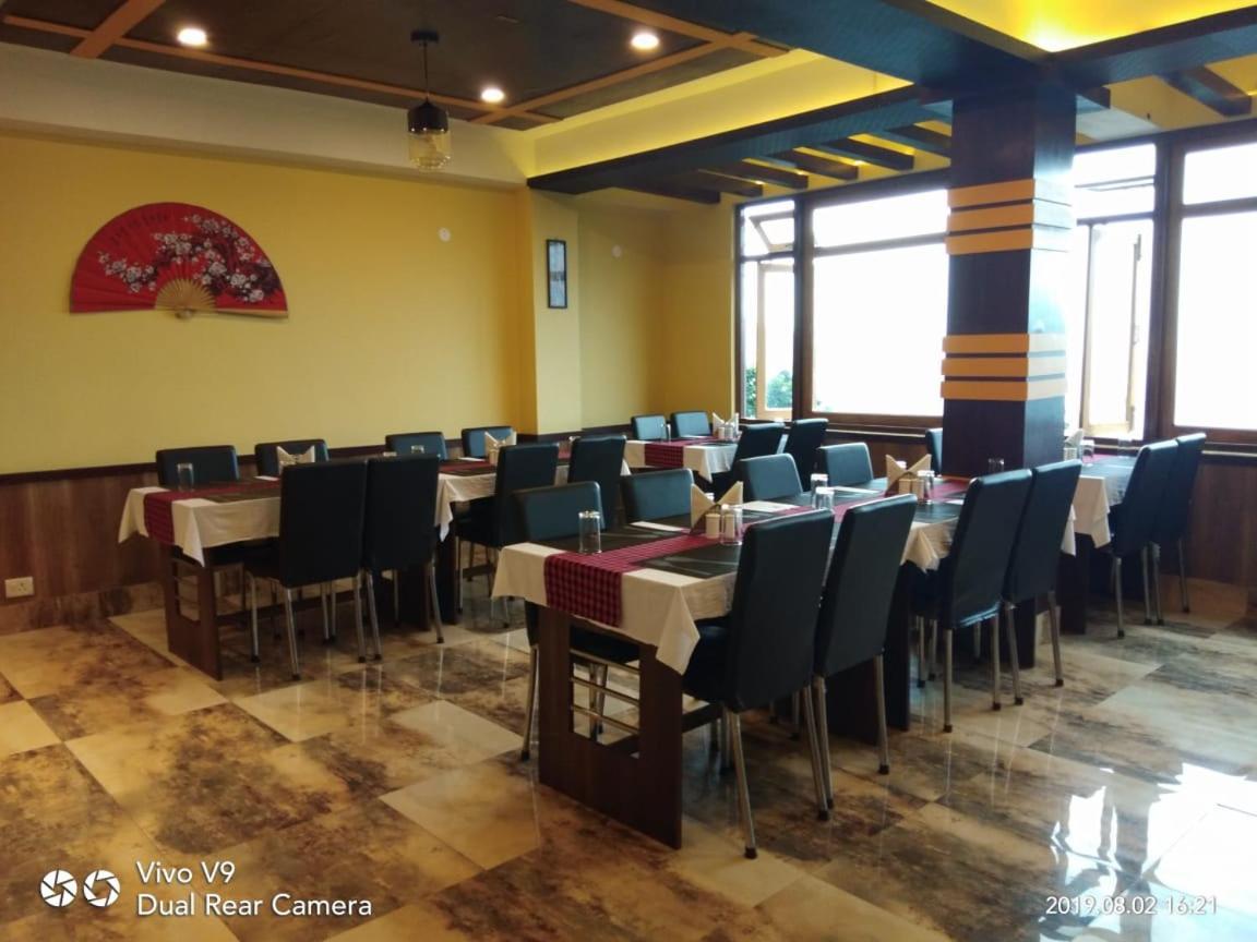 Aurora Gangtok Hotel Ngoại thất bức ảnh