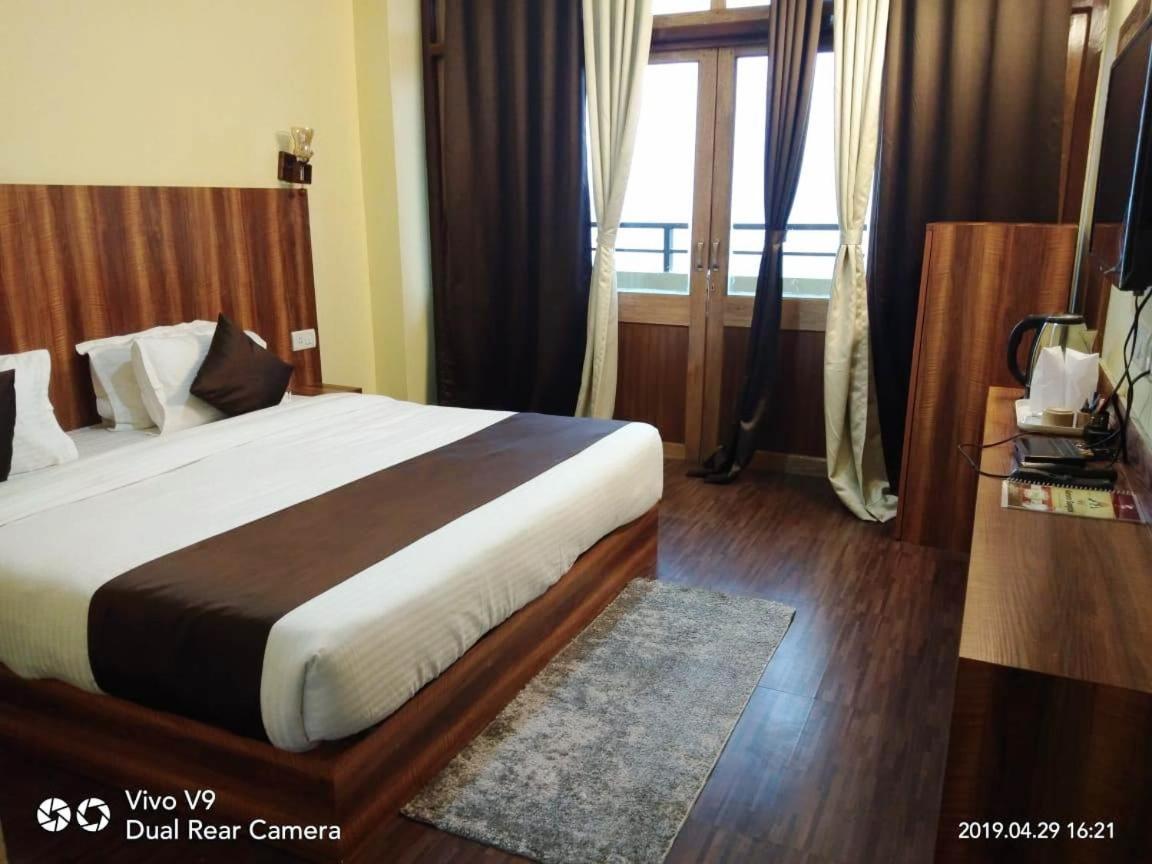 Aurora Gangtok Hotel Ngoại thất bức ảnh